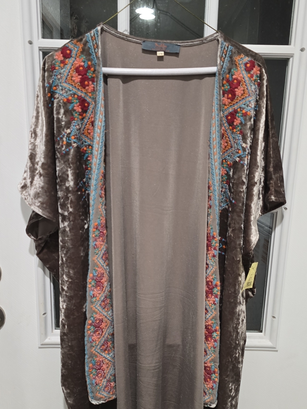 Madeline Sparkle Stein Embroidered Velvet Kimono Taupe Floral Boho Size S/M